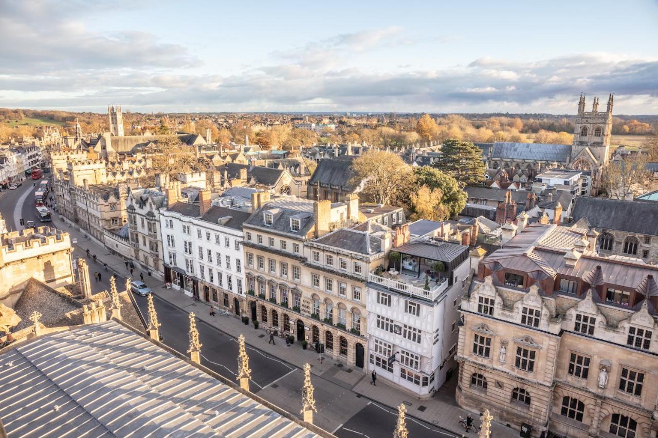 فندق ذا أولد بانك أكسفورد المظهر الخارجي الصورة The view from the tower of St John's College, Cambridge, looking north-east down the High Street.
