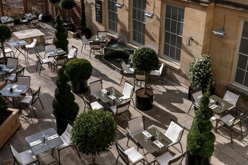 فندق ذا أولد بانك أكسفورد المظهر الخارجي الصورة The courtyard at the hotel