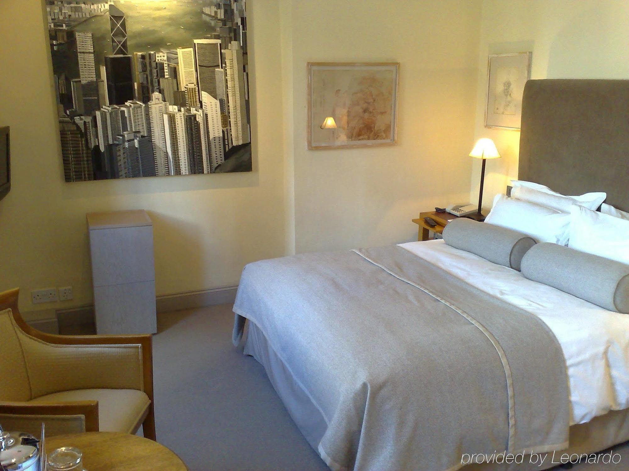 فندق ذا أولد بانك أكسفورد الغرفة الصورة A room at the hotel