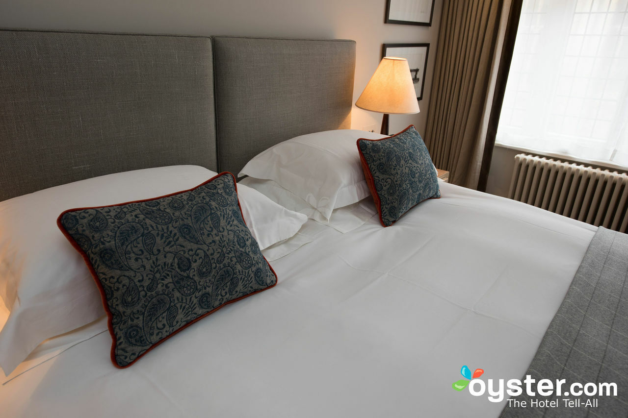 فندق ذا أولد بانك أكسفورد المظهر الخارجي الصورة A bed at the hotel